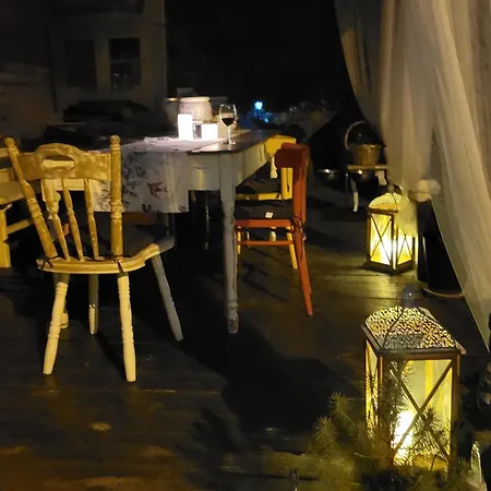 Krzywa * ليدزبارك فارنيتسكي