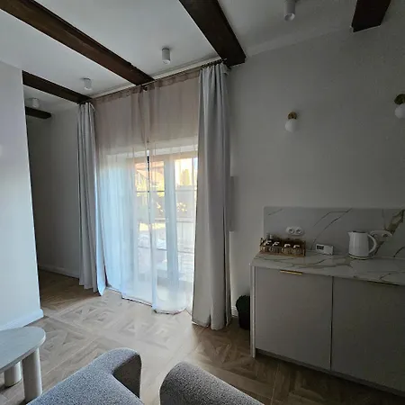 Krzywa ليدزبارك فارنيتسكي