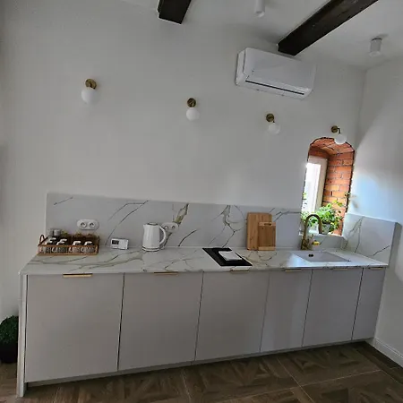 Krzywa Apartment *